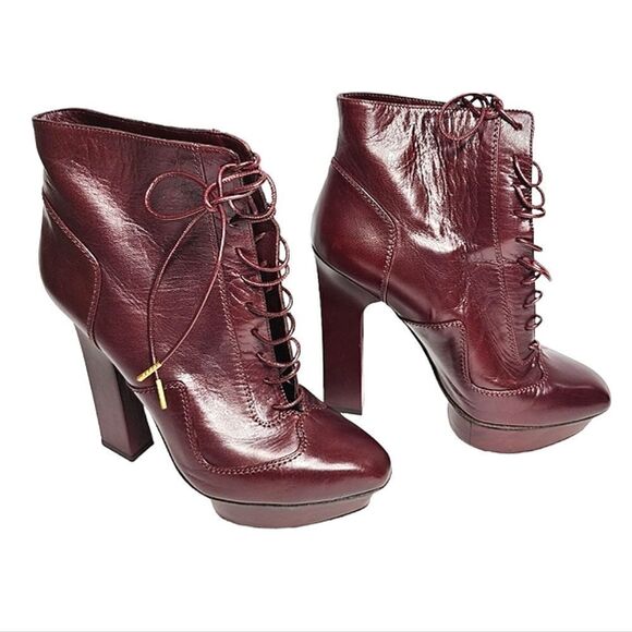Alexander McQueen Leather Ankle Lace-Up Boots - Picture 3 of 16